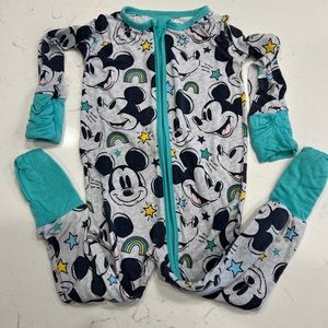 DISNEY Little sleepies zippies pajamas no holes or stains